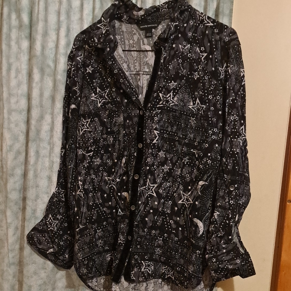 Rock And Republic Black With White Star Patterned Women's Top